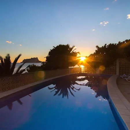 Dauphin By Abahana * Moraira