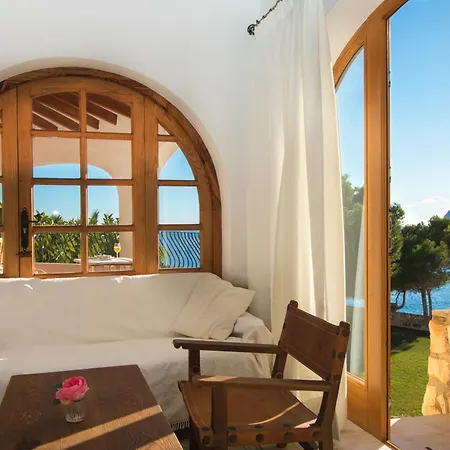 Villa Dauphin By Abahana Moraira
